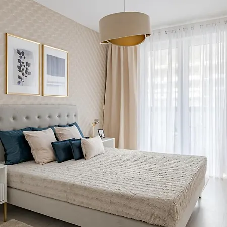 Parkwest Azure - By Park Lägenhet