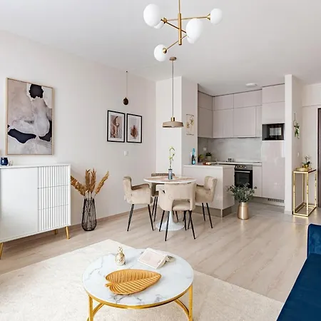 Parkwest Azure - By Park Budapest