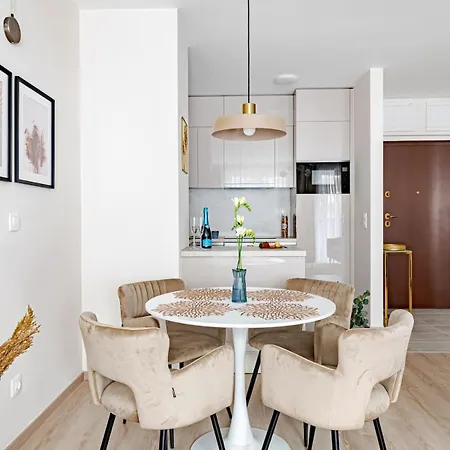 Lägenhet Parkwest Azure - By Park Budapest